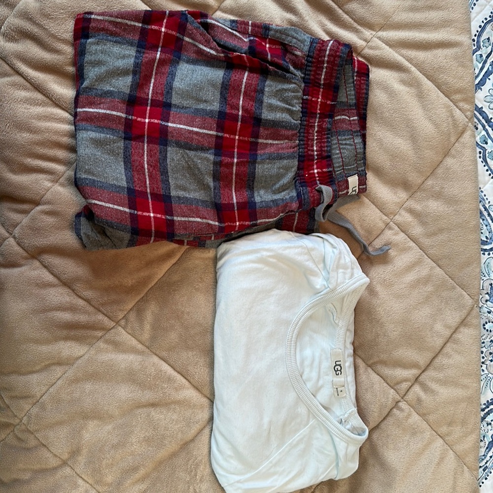 UGG men’s pajama set